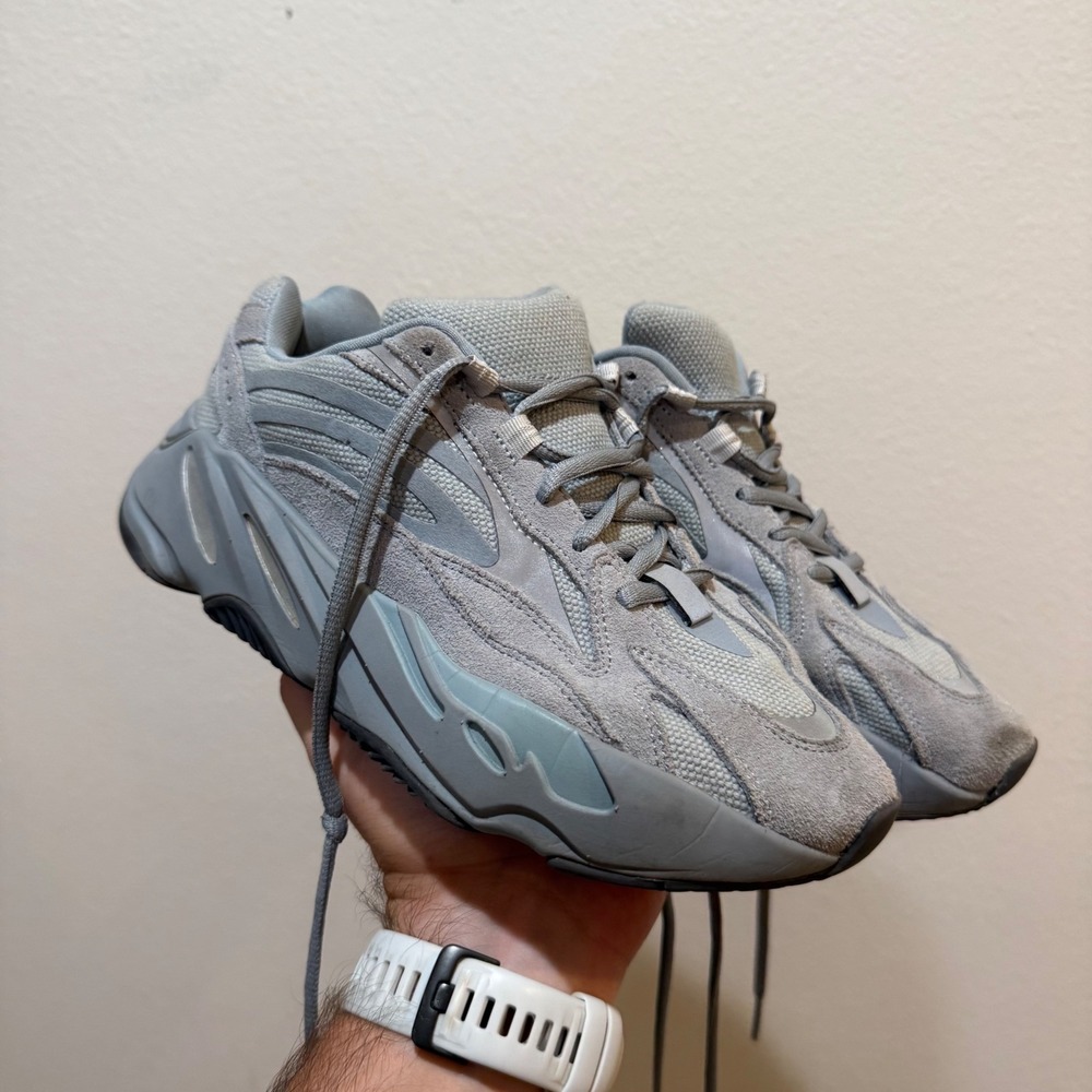 Adidas Yeezy Boost 700 V2 Hospital Blue Grey Sneakers FV8424 Mens 6.5 Womens 8